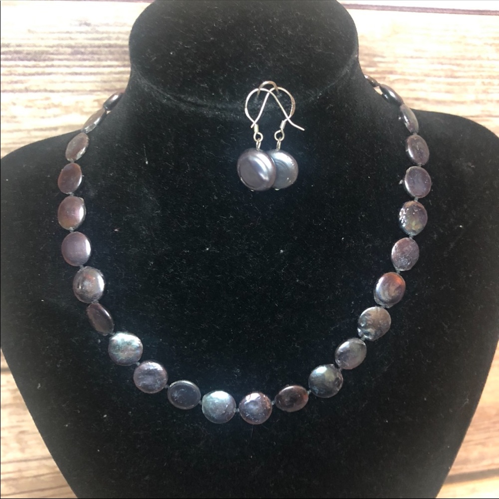 Genuine Black Pearl Necklace with matching earrings